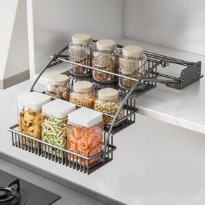 Telescopic storage rack